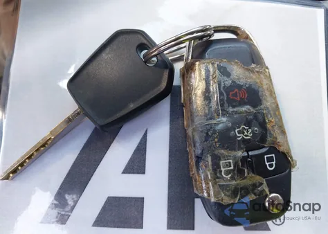 2013 Ford Fusion Se из США, поврежденный, VIN 3FA6P0H73DR129997